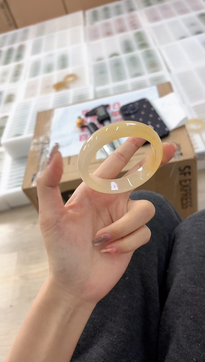 未镶嵌手镯石英质玉99-54HU