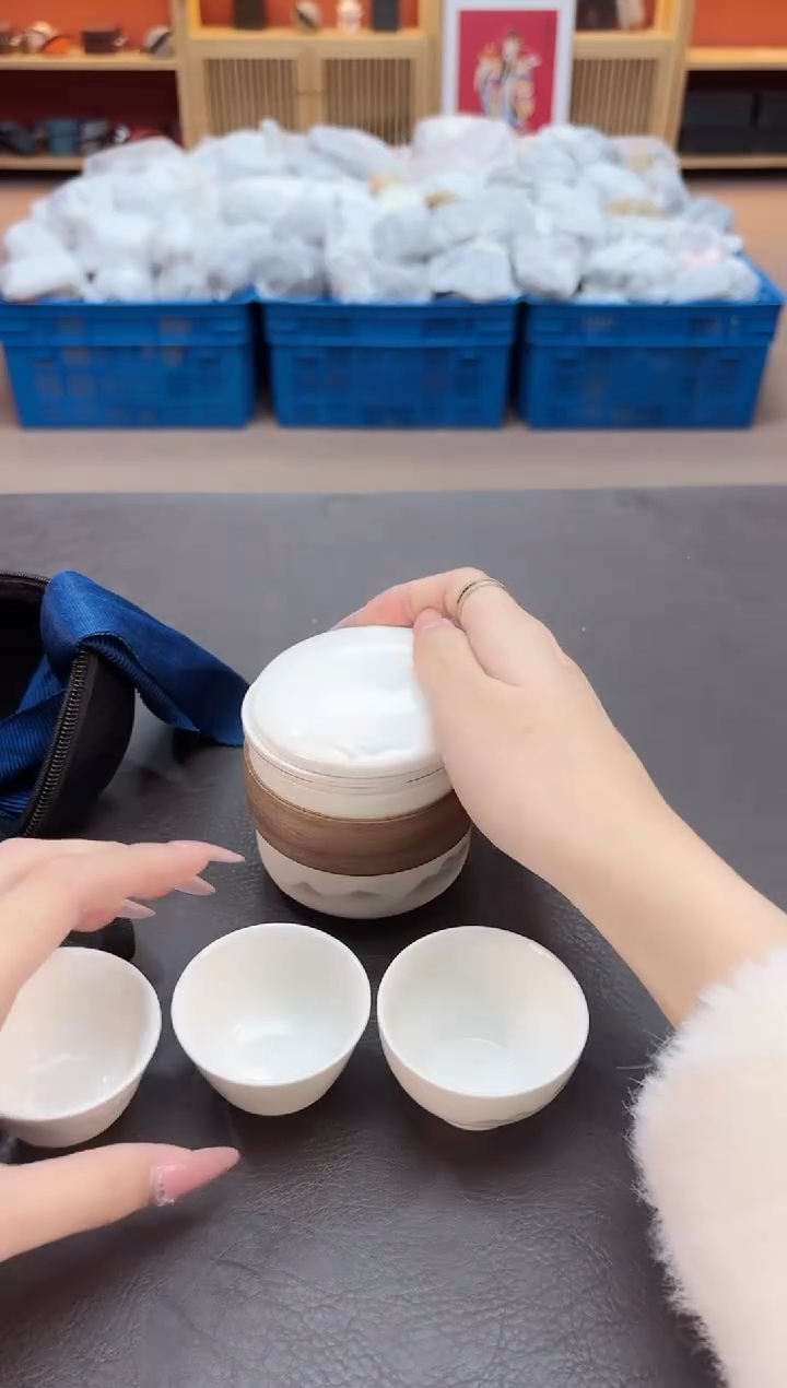 【闪购商品】摆件瓷SC1111111111111