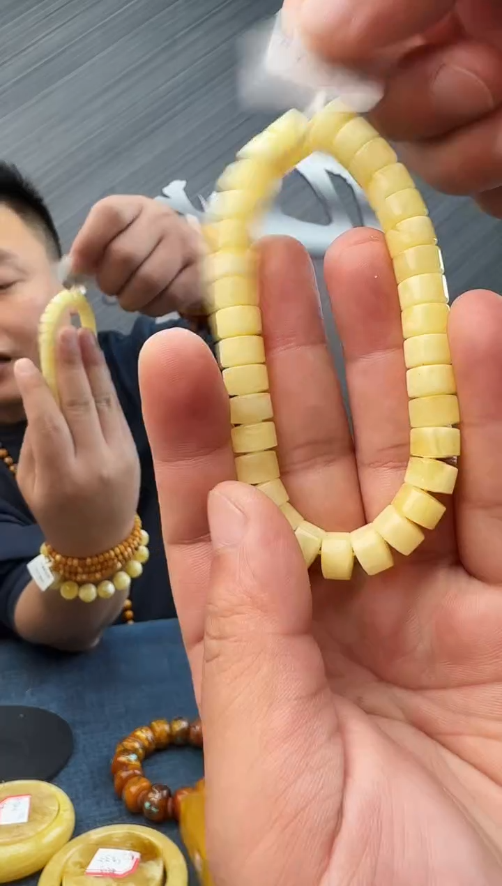 蜜蜡未镶嵌珠宝奇石假一罚十12，多样性发其一