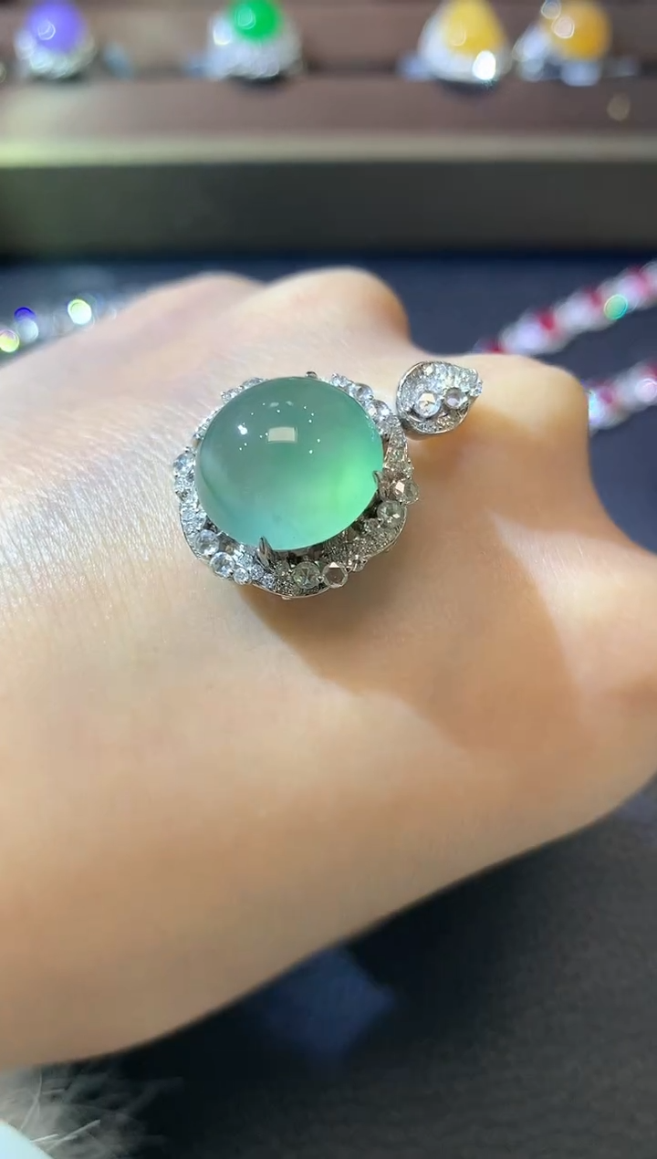 【闪购商品】翡翠戒指18K金镶嵌D65翡翠