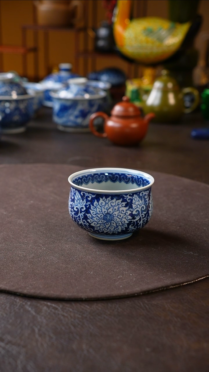 【闪购商品】雲林匠造缠枝佛莲炉式杯