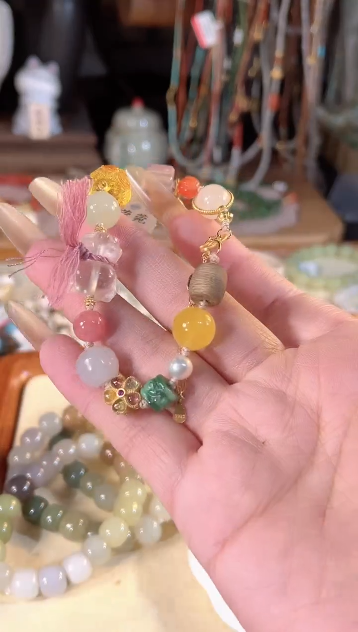 【闪购商品】和田玉手链银S925镶嵌多样性发货其一