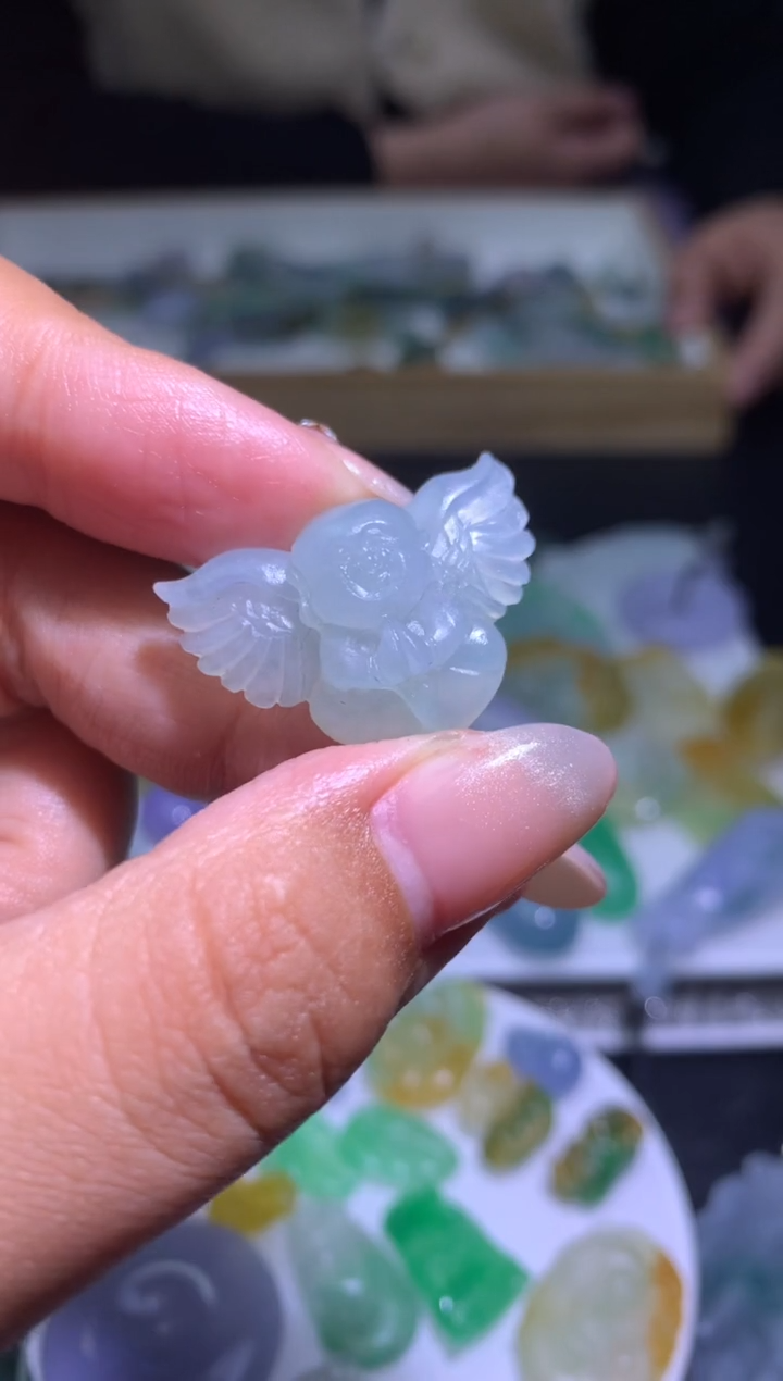 【闪购商品】定制翡翠未镶嵌毛货