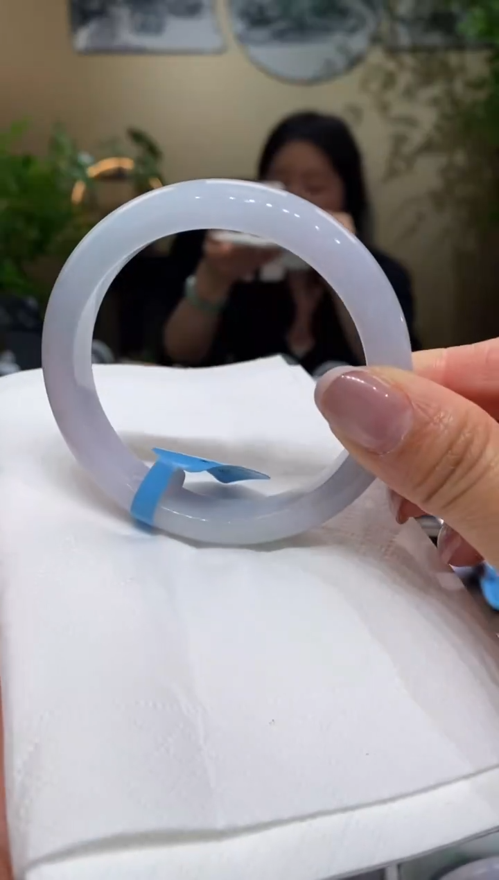 【闪购商品】翡翠手镯未镶嵌翡翠