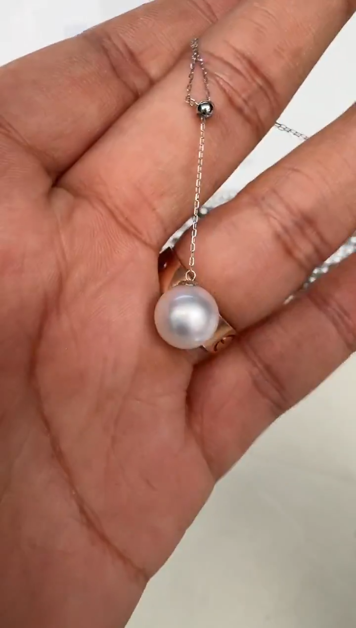 颈饰18K金镶嵌海水珍珠项链