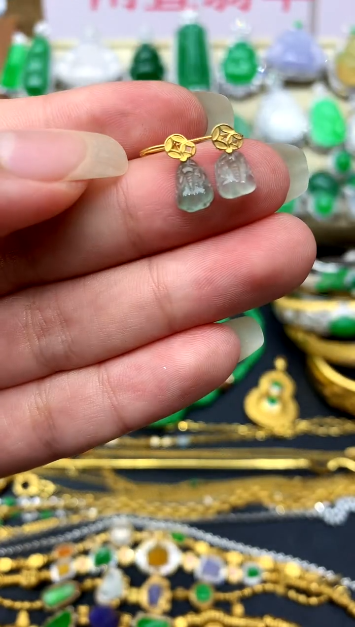 18K金镶嵌翡翠耳饰40 -中国好珍宝