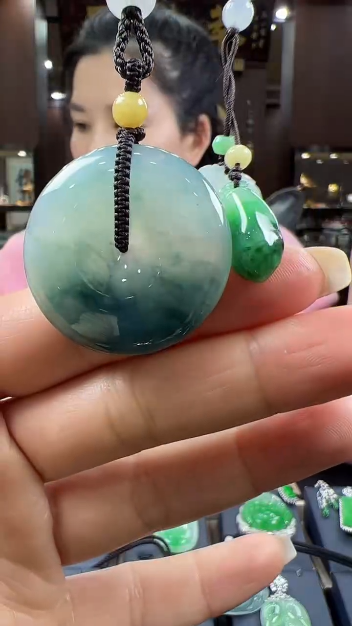 【闪购商品】翡翠挂件未镶嵌平安扣