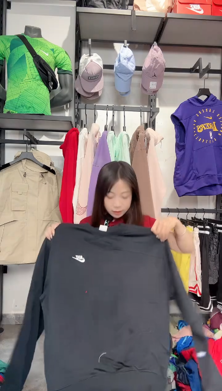1571编码 瑕疵款直播间过款为准 尺码175L