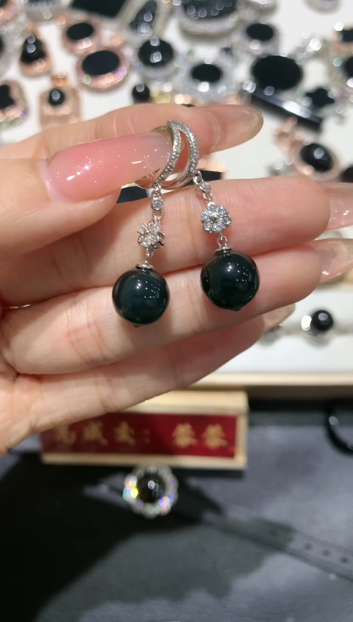 【闪购商品】翡翠吊坠(不含链)银S925镶嵌77多人多样性随机发货1件