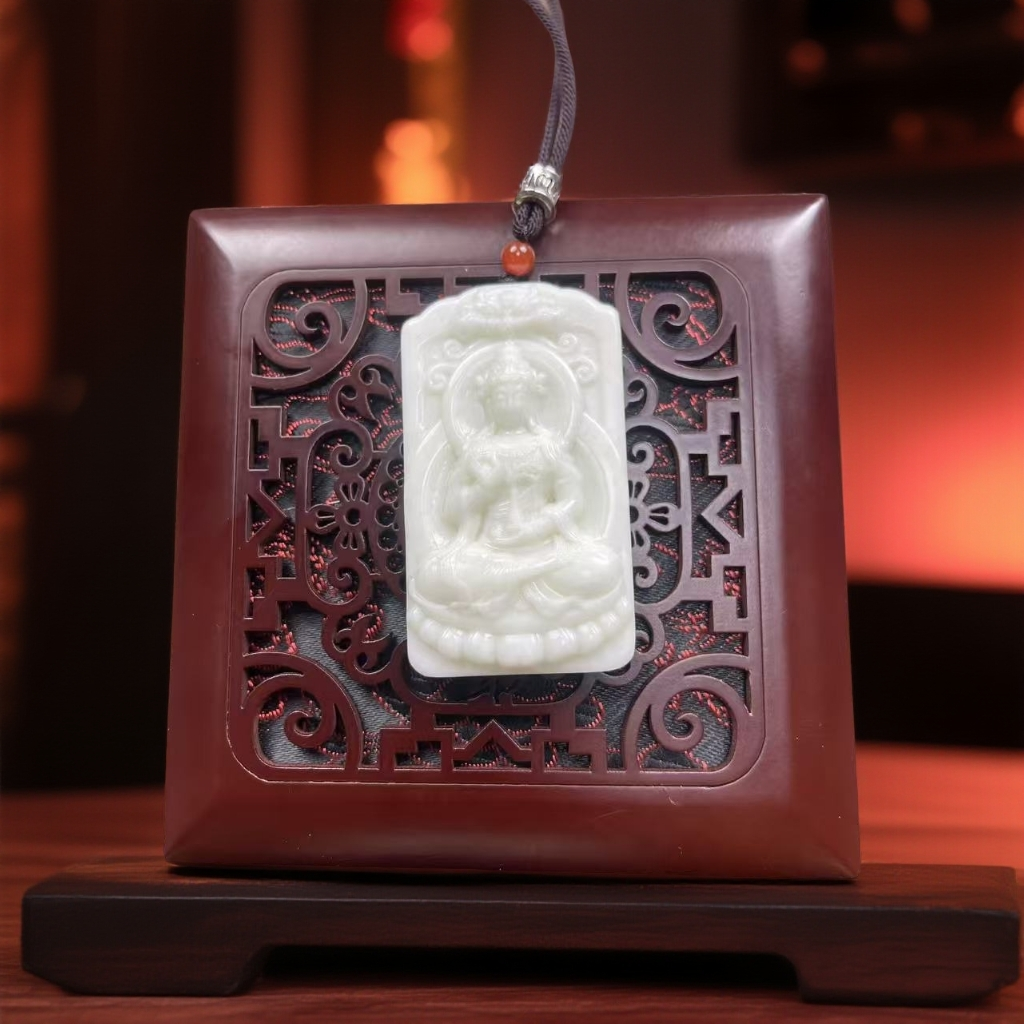 蓝田玉 山流水坐莲观音 