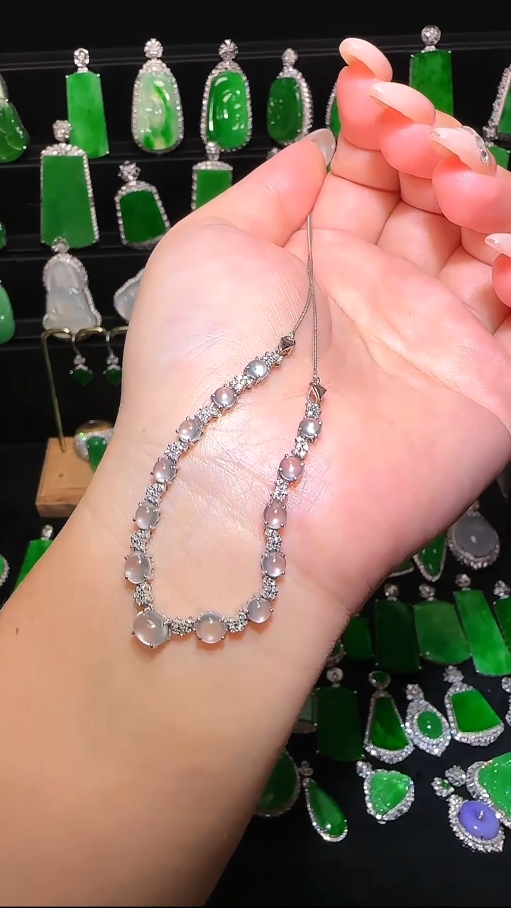 翡翠18K金镶嵌颈饰项链