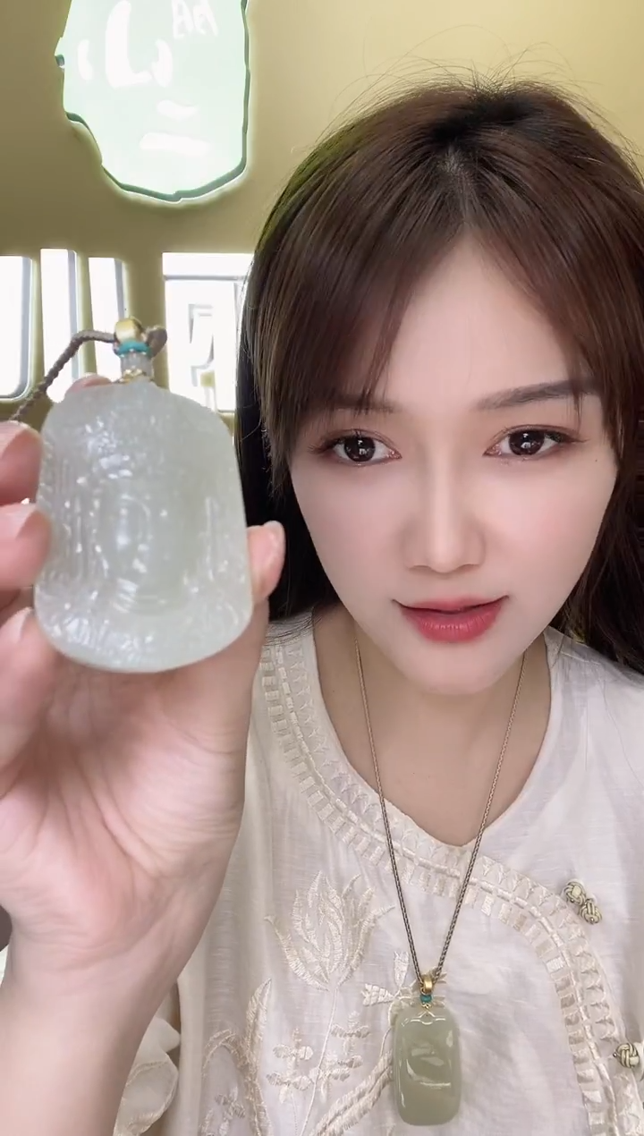 颈饰未镶嵌和田玉正****。376862/和田玉观音   多样性一件发