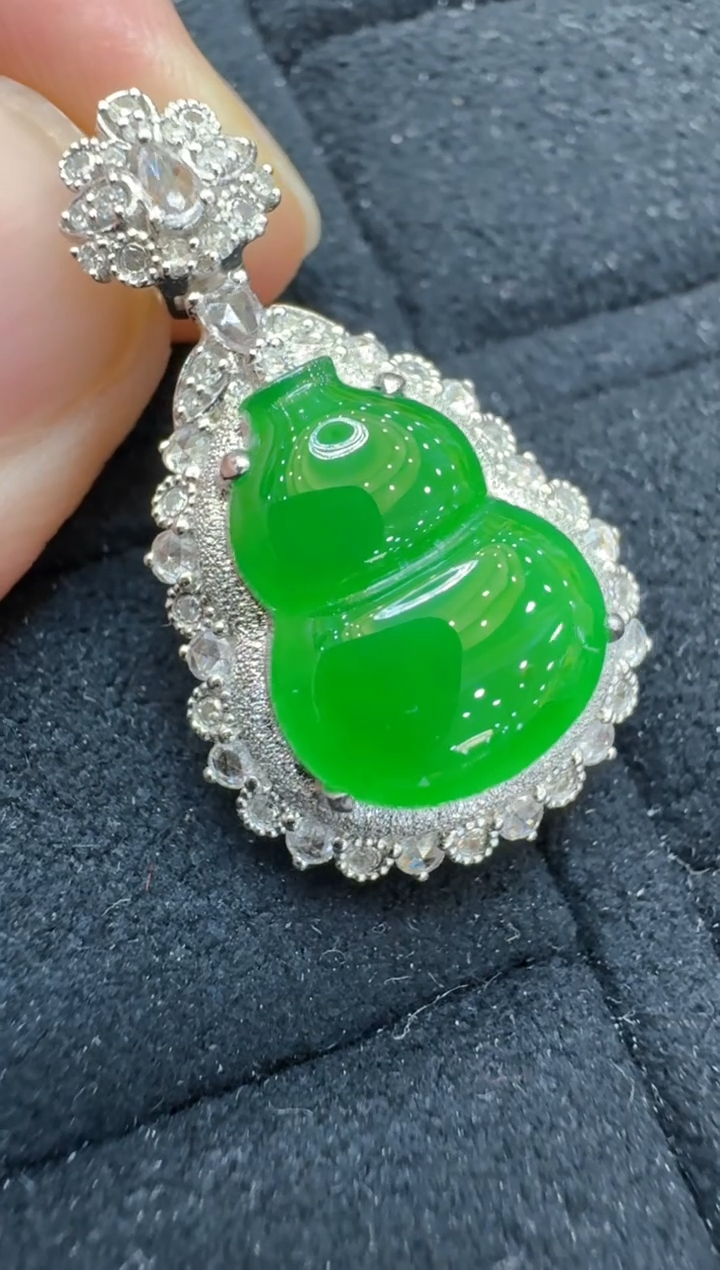 【闪购商品】翡翠吊坠(不含链)18K金镶嵌多样性团购发一件