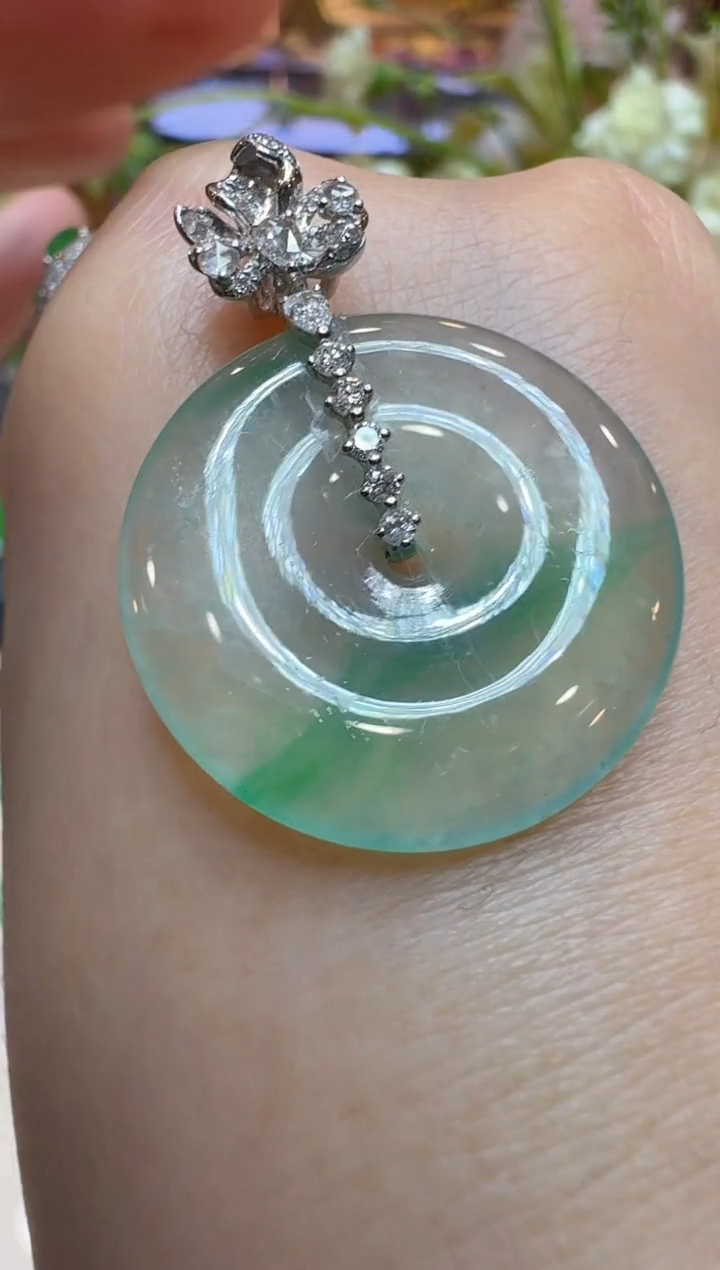 【闪购商品】翡翠吊坠(不含链)18K金镶嵌多样性团购发一件