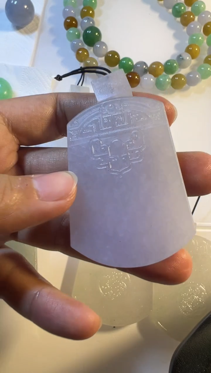 未镶嵌定制翡翠牌子