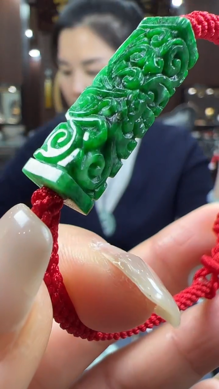 【闪购商品】翡翠挂件未镶嵌四方柱手绳