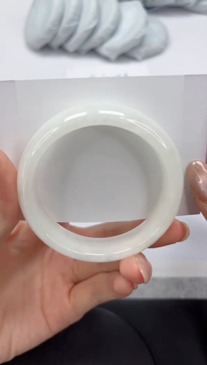 和田玉手镯未镶嵌V351-55.2