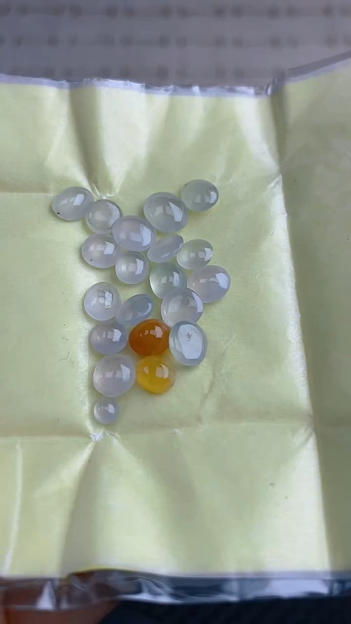 【闪购商品】定制翡翠未镶嵌天然A货翡翠18