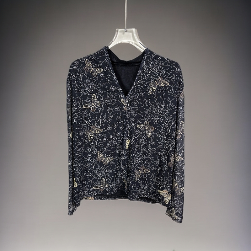 新款网纱短款上衣