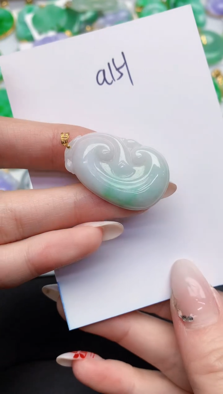 【闪购商品】翡翠颈饰18K金镶嵌0000000000