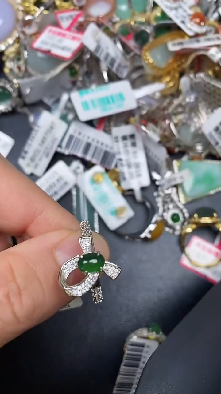 银S925镶嵌戒指翡翠1820