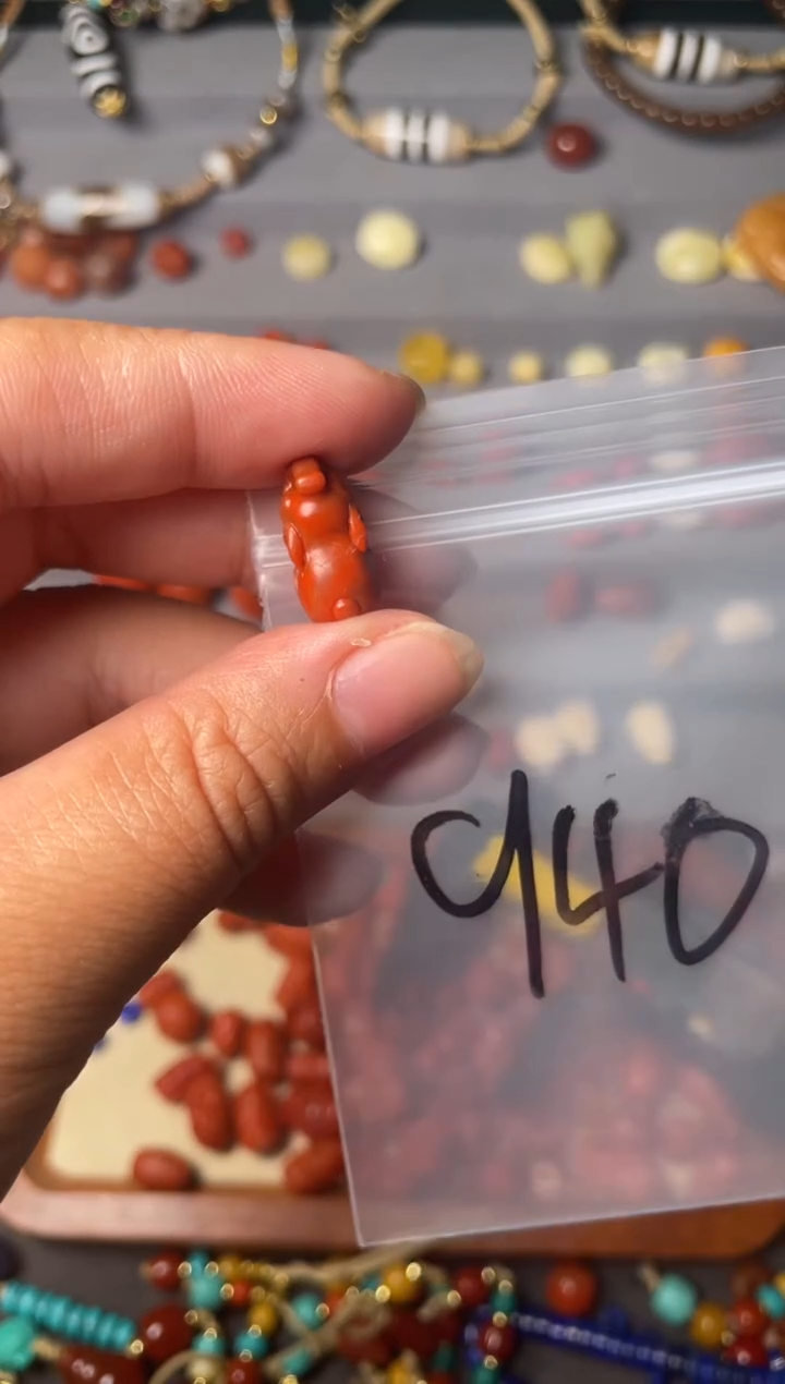 未镶嵌配饰南红玛瑙940