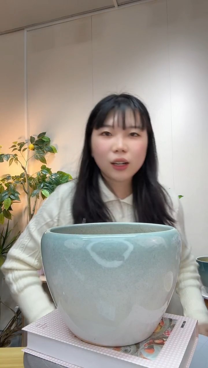 陶瓷花盆 渐变绿 苹果盆口径22/高度16