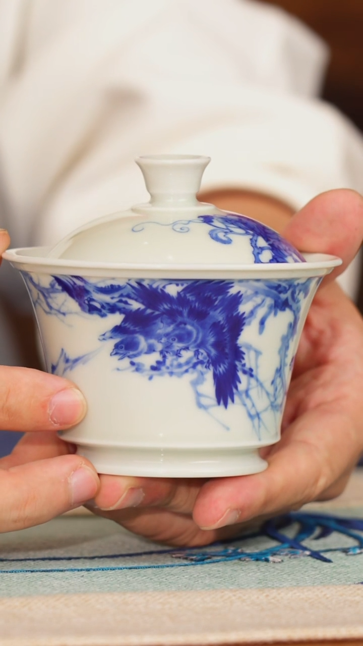 【瓷见如故】三和铭窑寒雀马蹄盖碗