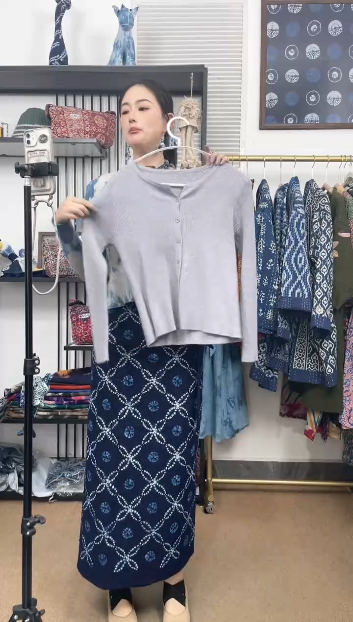 【闪购商品】灰色针织衫 开衫福利 搭配裹裙