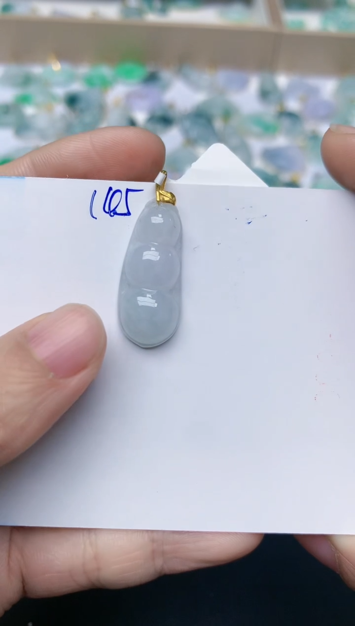 【闪购商品】翡翠颈饰18K金镶嵌天然翡翠A货    