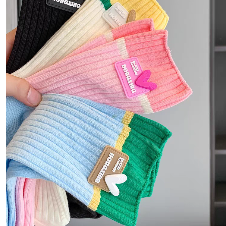 四季潮流款式袜子对对碰 惊喜多多