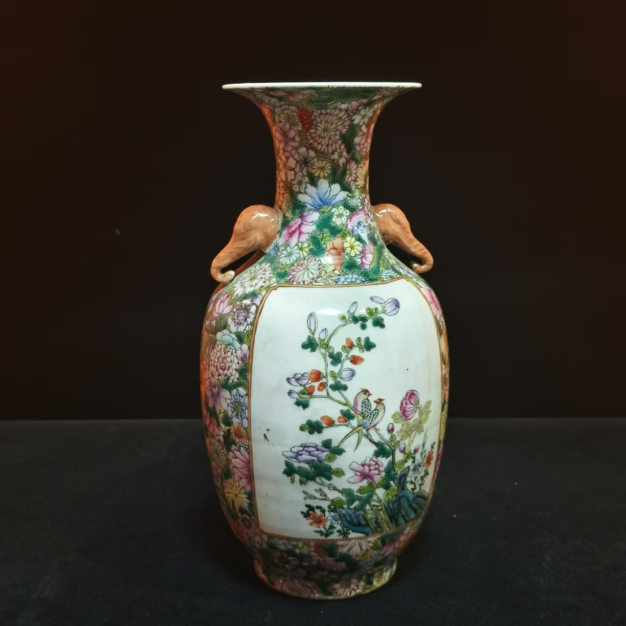 清晚期 百花地开窗锦上添花象耳瓶