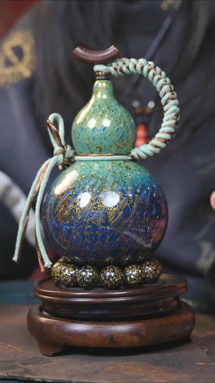 【闪购商品】YF163漆艺酒葫芦不包手串及旋转底座