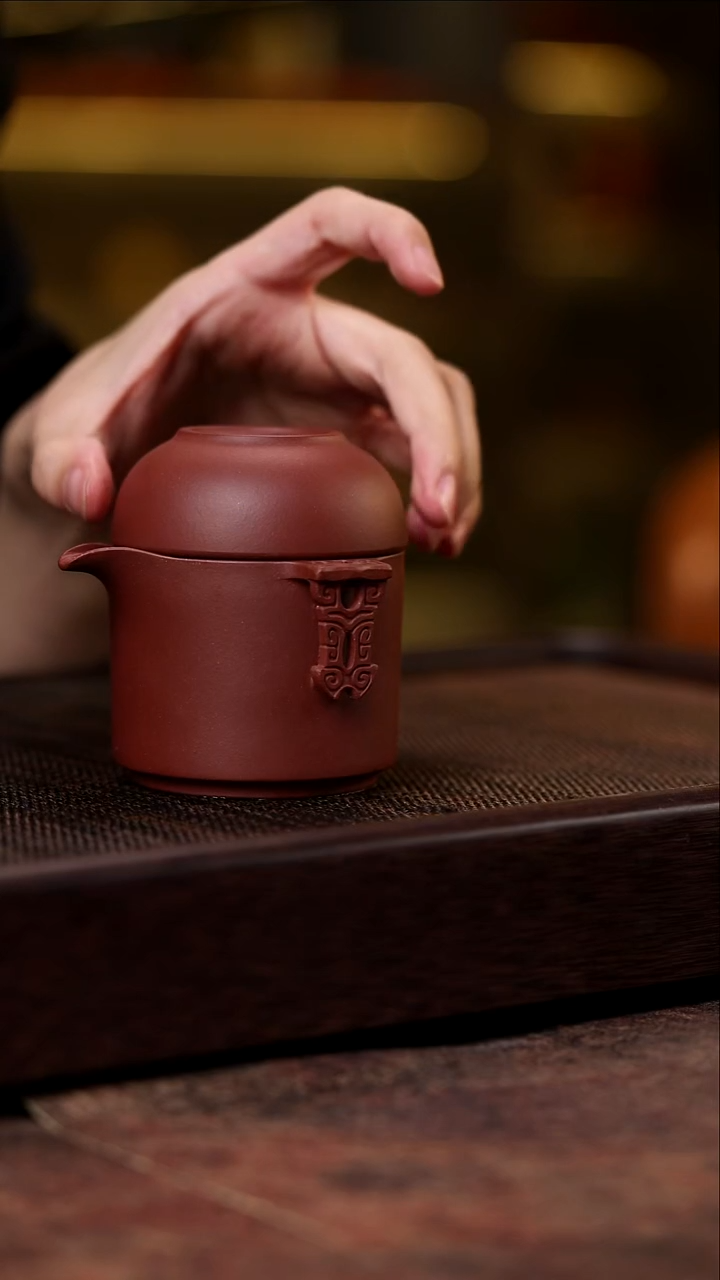 宜兴紫砂手抓套组