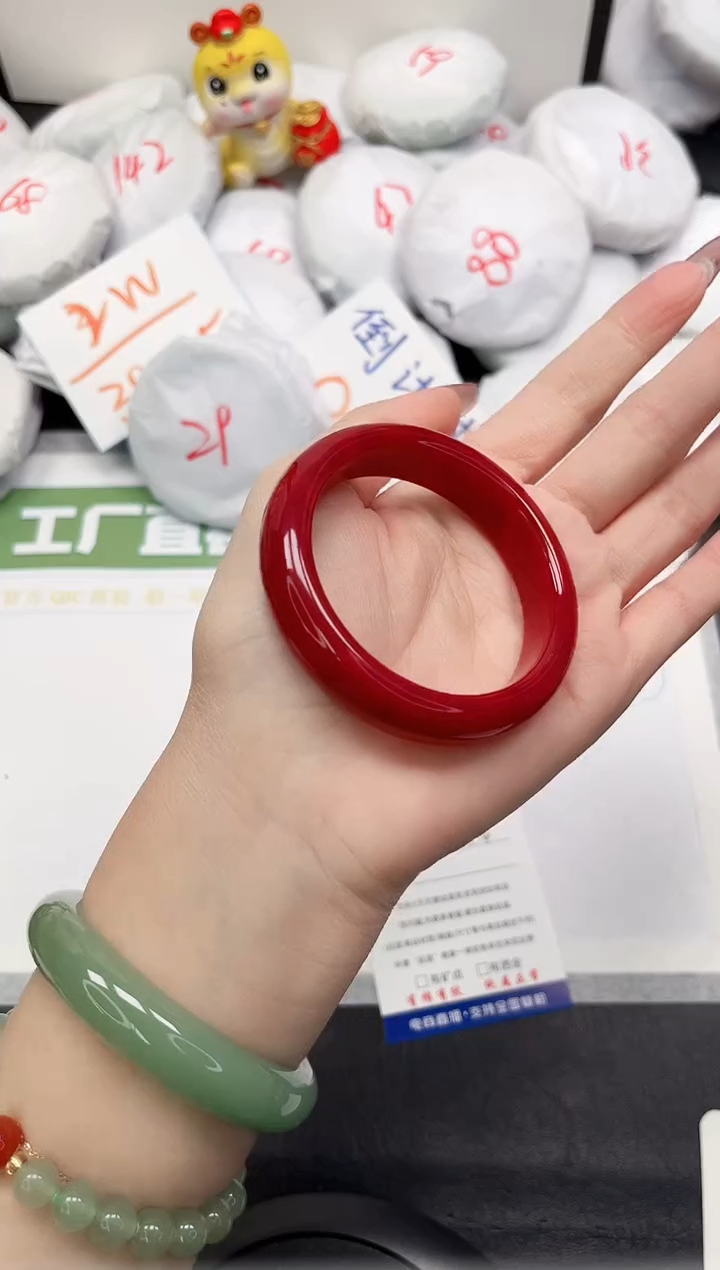 【闪购商品】石英质玉手镯未镶嵌342-54