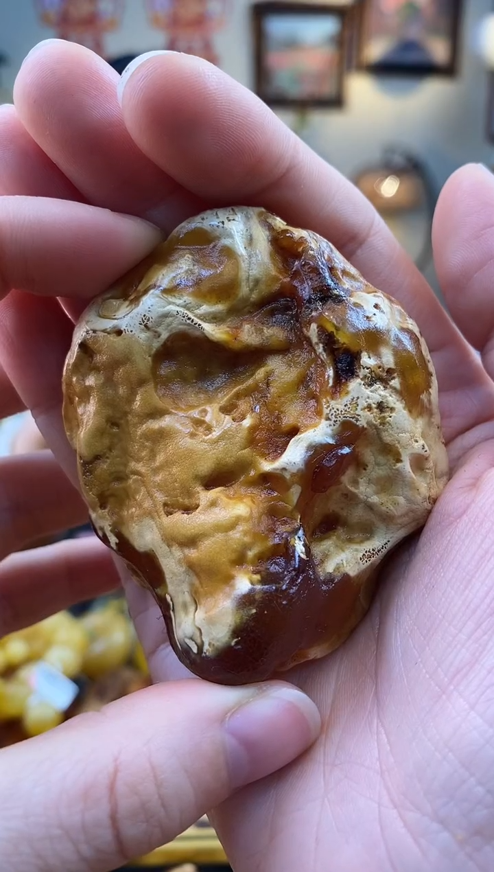 未镶嵌琥珀颈饰把件