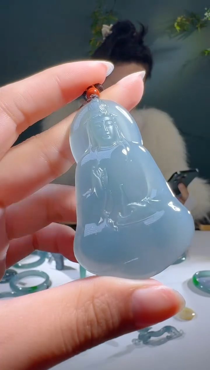 【闪购商品】翡翠颈饰未镶嵌天然A货翡翠观音