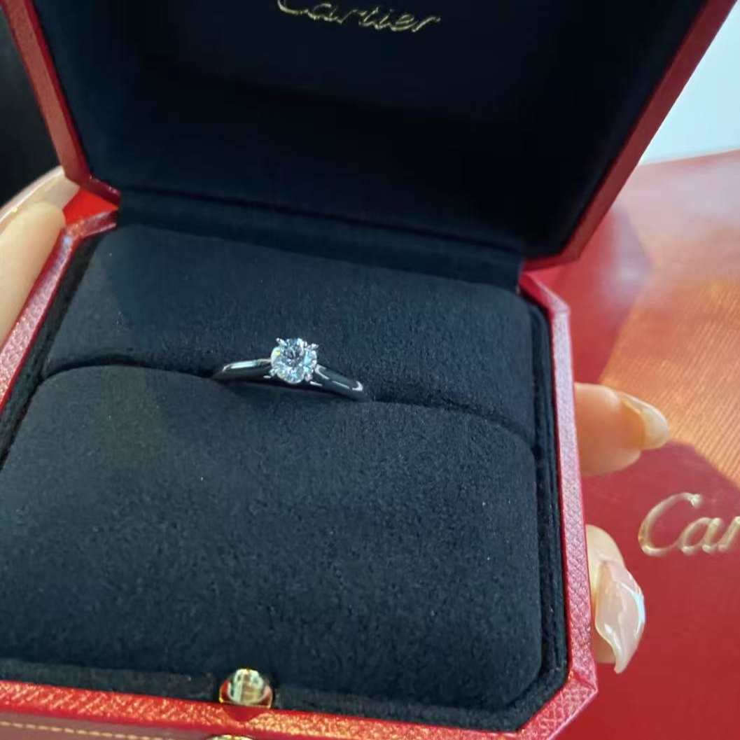 99新 Cartier/卡地亚 活动佳珊38058 四爪钻戒 0.38克拉 