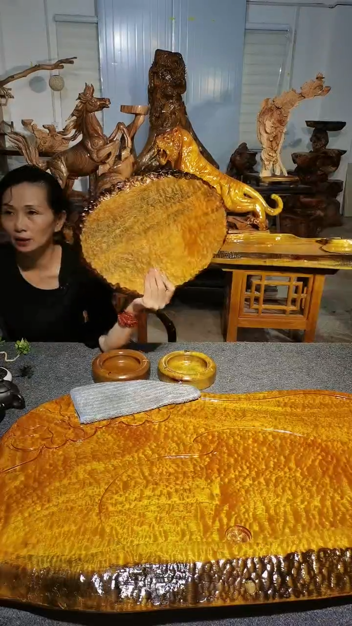 木干泡一个40-29-2.5，大叶金丝楠木
