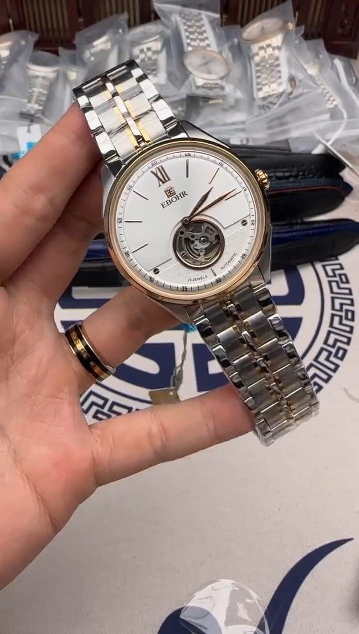 男士腕表一物一拍