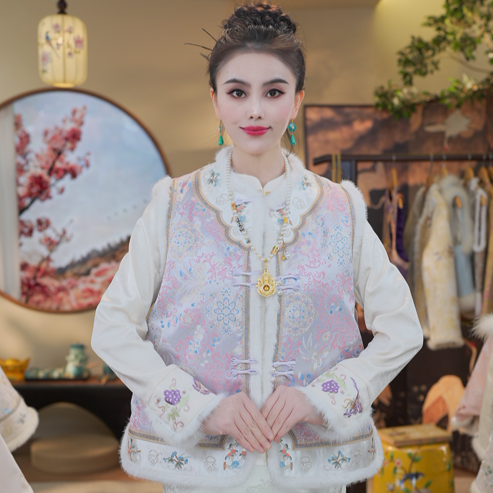 《凤尾花-马甲》1138显气质2025秋冬新款重工马甲背心