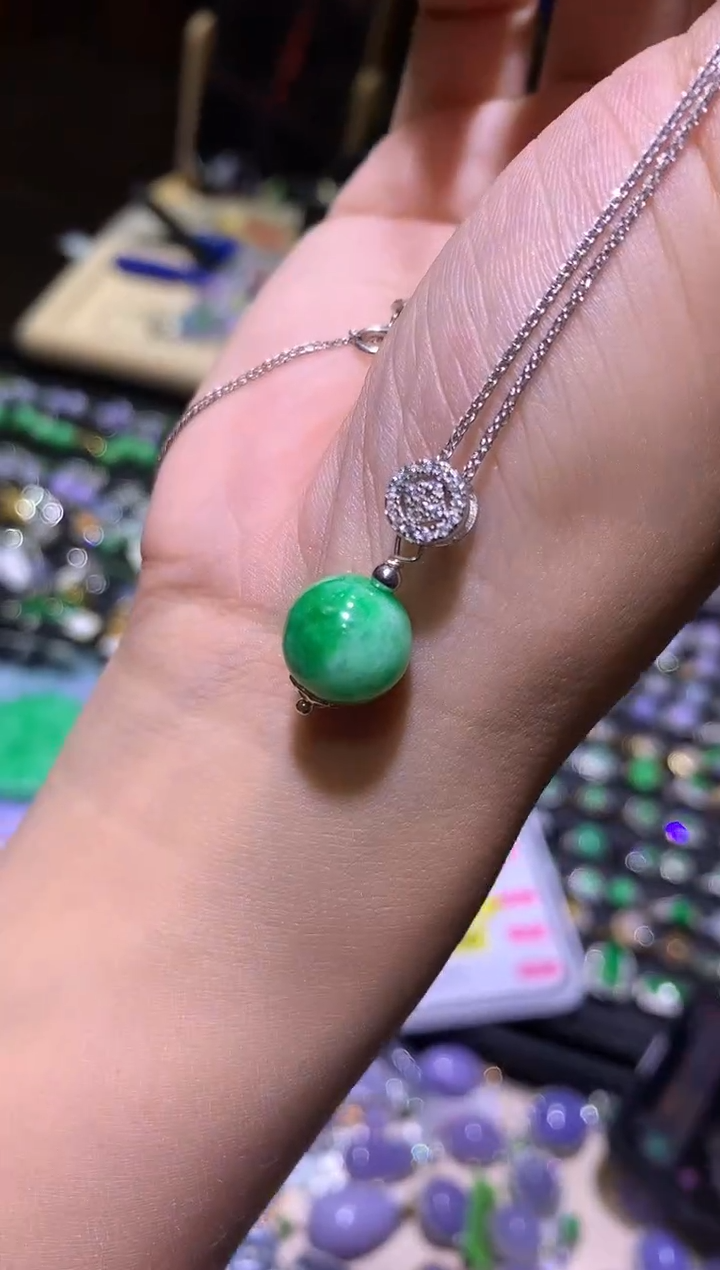 【闪购商品】翡翠吊坠(不含链)银S925镶嵌珠子