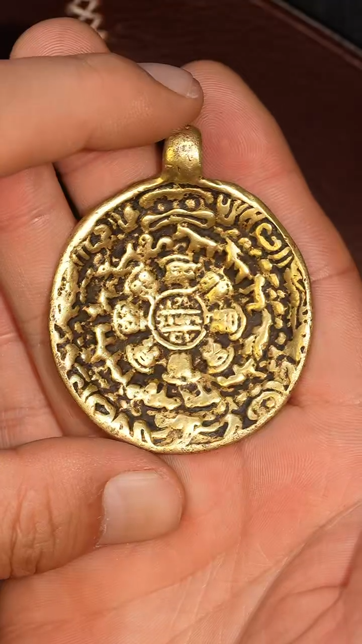 冲赛康胡子哥，藏传九宫八卦牌219