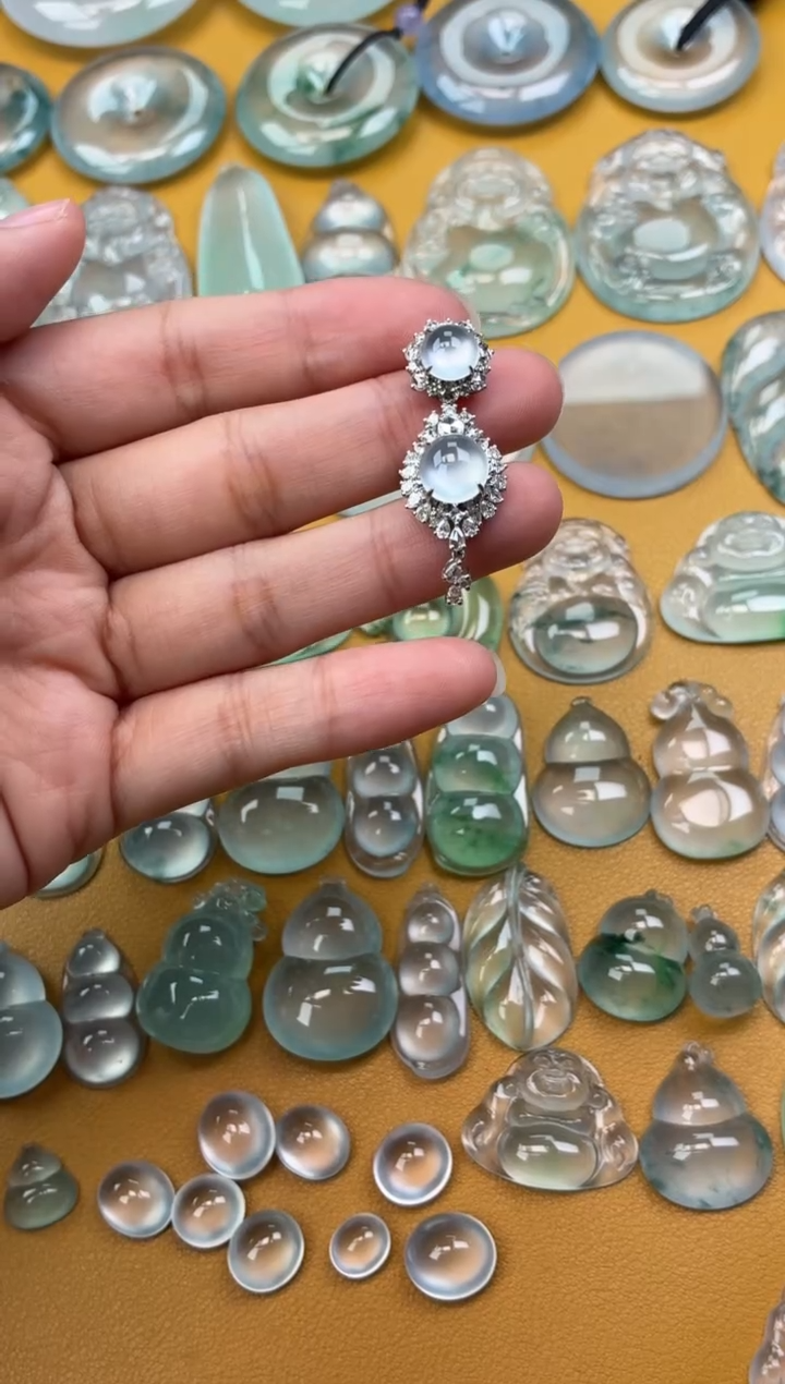 吊坠(不含链)18K金镶嵌翡翠66 双蛋吊坠