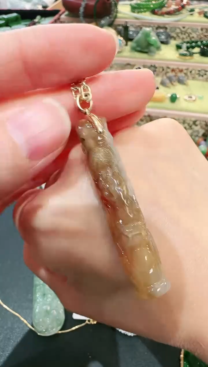 【闪购商品】翡翠吊坠(不含链)18K金镶嵌吊坠