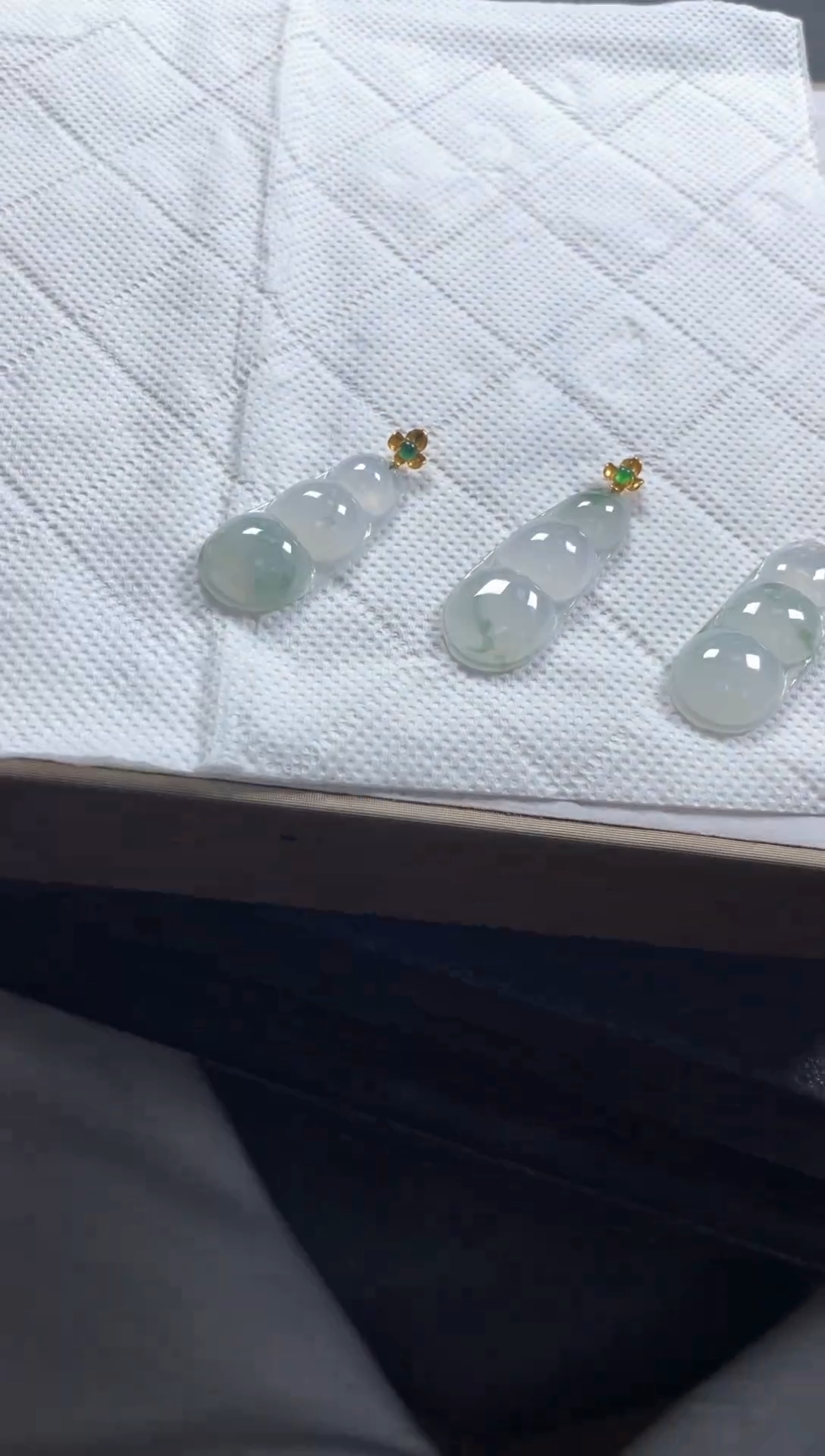 翡翠18K金镶嵌吊坠(不含链)久*玖翡翠豆子/多样性发一件