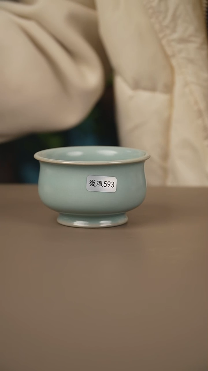 仿古佛肚杯微暇     