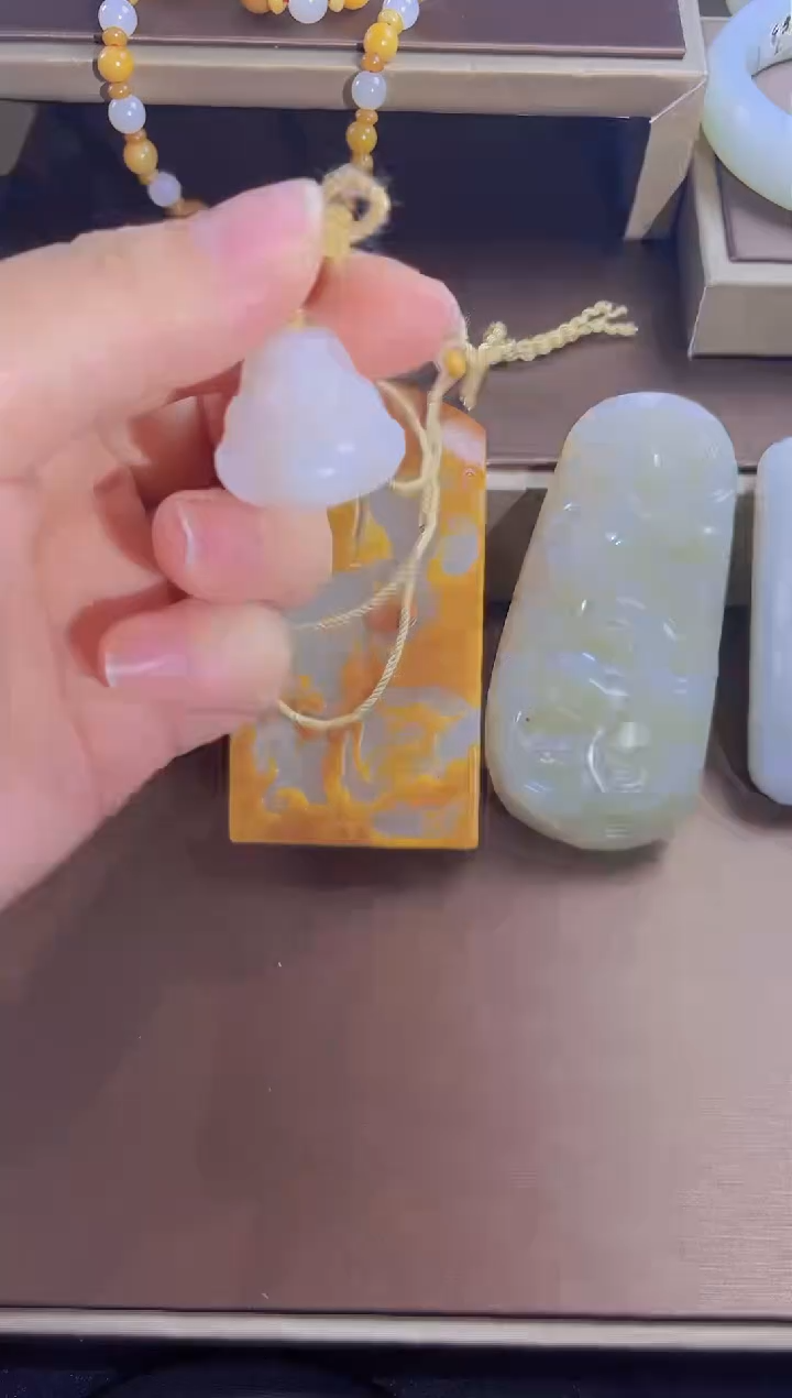 【闪购商品】和田玉吊坠(不含链)未镶嵌和田玉 佛公