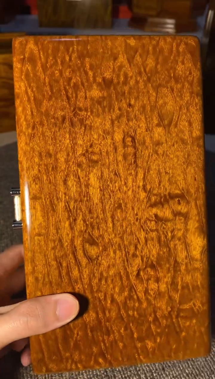 【闪购商品】金丝楠木艺金丝楠首饰盒F53