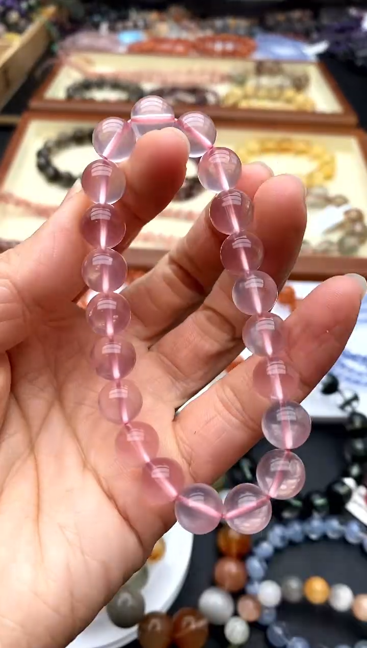 【闪购商品】芙蓉石手链未镶嵌透体马粉9+